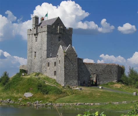 Dunguaire Castle Ireland Medieval Castle Castle Ruins Irish Castles