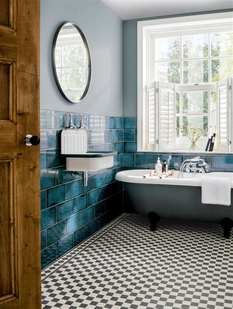23 Luxury Bathrooms To Create A Hotel Feel At Home Blue Bathroom