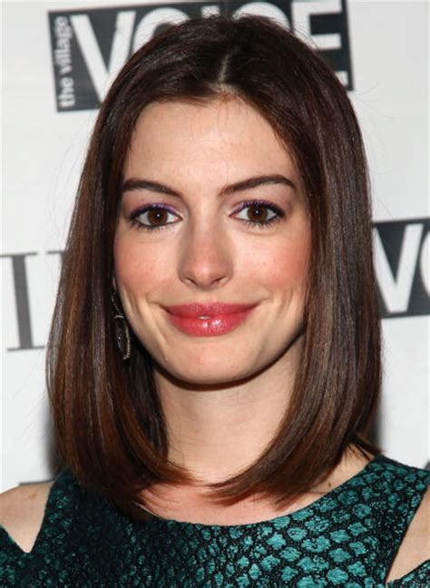 Anne Hathaway Hairstyle Red Carpet Hair