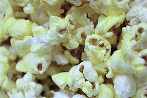 Macro View Of Fresh Buttery Popcorn Stock Image Image Of Canola Corn