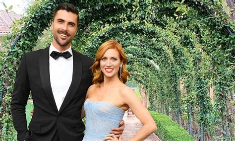 Brittany Snow Marries Tyler Stanaland During Romantic Malibu Ceremony Daily Mail Online