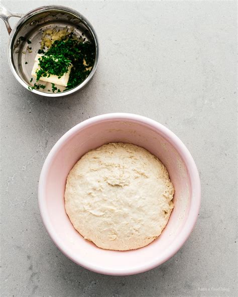 How To Make Easy Garlic Butter Naan · I Am A Food Blog I