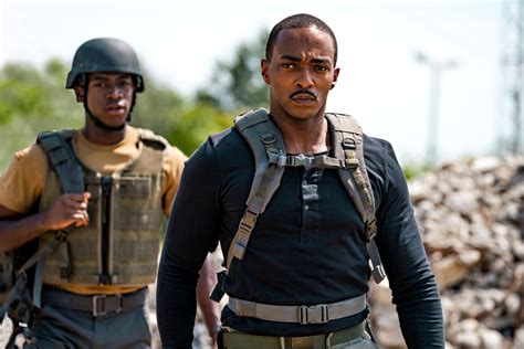 Review Anthony Mackie Plays Super Soldier In So So Outside The Wire