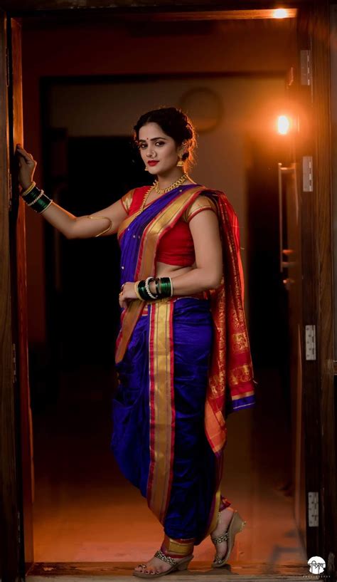 discover more than 118 poses in nauvari saree latest vn