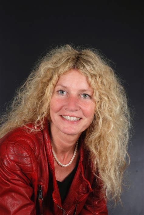 Caritas jugendhilfe haus christophorus villeroystraße 3 66798 wallerfangen tel.: Marion Ruppel-Lohoff ist neue Vorsitzende der AGkE Saar