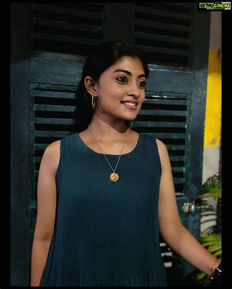 actress ammu abhirami instagram photos and posts april 2021 gethu cinema