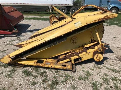 New Holland Model 770 Silage Chopper Whay And 2 Corn Heads Bigiron Auctions