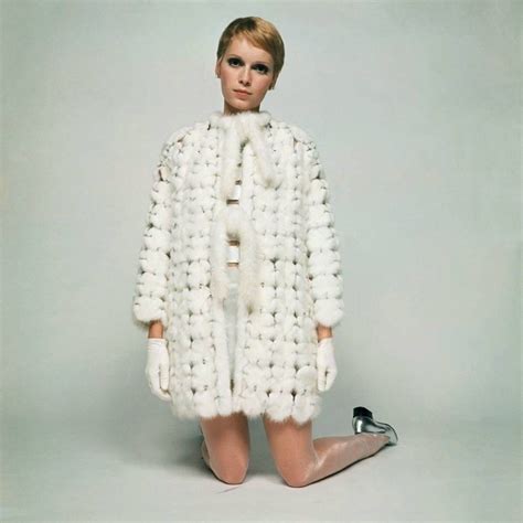 Sixties — Mia Farrow Photographed By David Bailey Vogue Mia Farrow Sixties Fashion Fashion