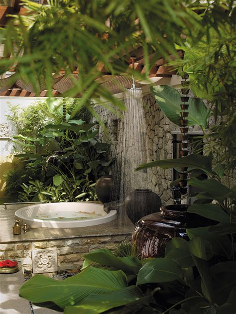 Add a cozy chair, or some proper. 10 Eye-Catching Tropical Bathroom Décor Ideas That Will ...
