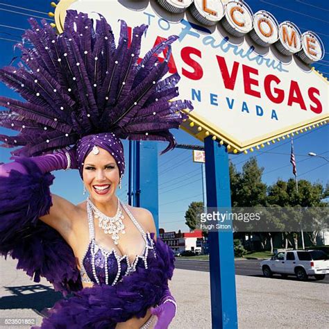 Las Vegas Showgirls Stock Fotos Und Bilder Getty Images