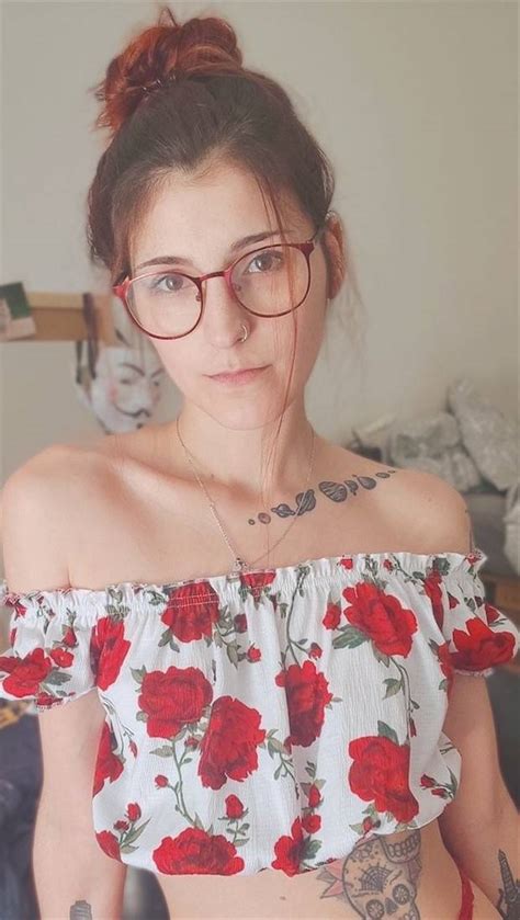 hot girls with glasses 13 klyker