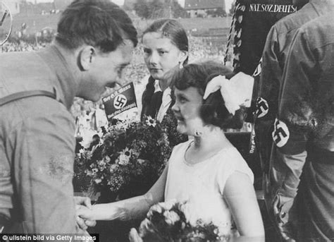 The Girls As Young As 10 Who Fought For Hitler Daily Mail Online