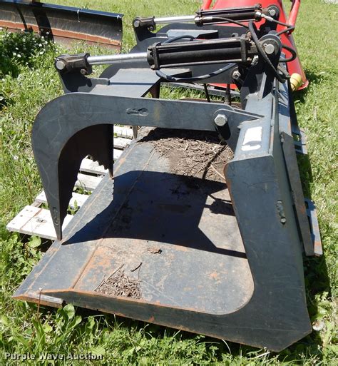 Stout 72w Skid Steer Grapple Bucket In Topeka Ks Item Gh9025 Sold