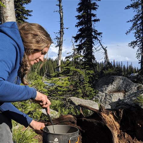 40 of the Best Gifts for Outdoorsy Women