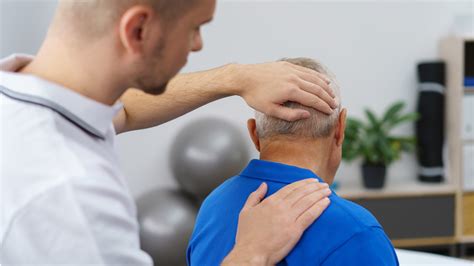 Advantages Of Physiotherapy For Neck Pain Avinon Medic