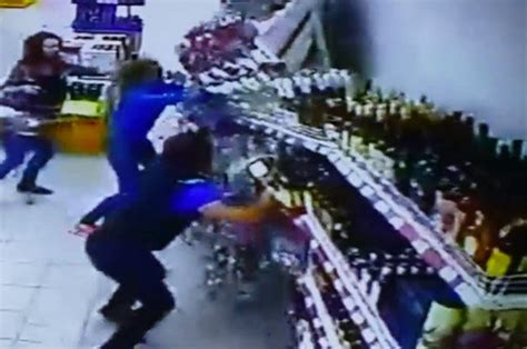 Video Clean Up On Aisle 4 Hilarious Clip Goes Viral As Entire Drinks