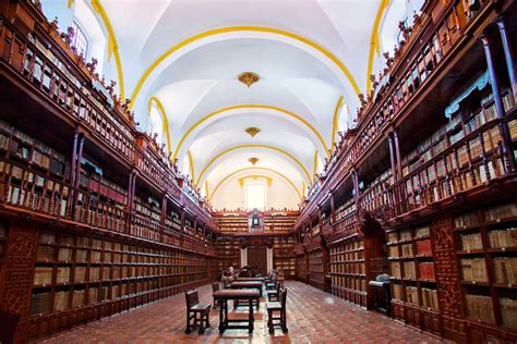 Biblioteca Palafoxiana Travelquest Riset