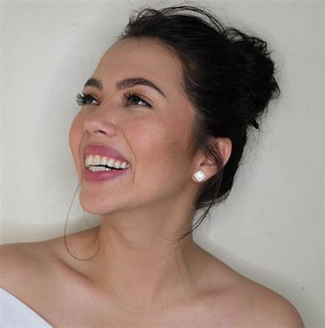 Julia Montes Shares Video W Her Father Celebrities React