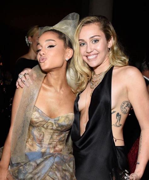 Miley Cyrus In 2019 Miley Cyrus Ariana Grande Ariana G