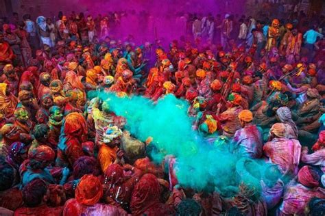 Happy Holi 2019 In Bihar Holi Festival India Festival Paint Holi