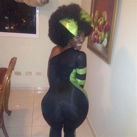 amara la negra santos singer the definition of page 40 sports hip hop and piff the coli