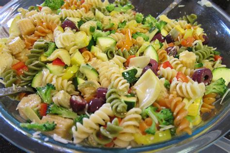 Cold pasta saladthe recipes pakistan. Mrs. Duensing's Pasta Salad - PheNOMenal