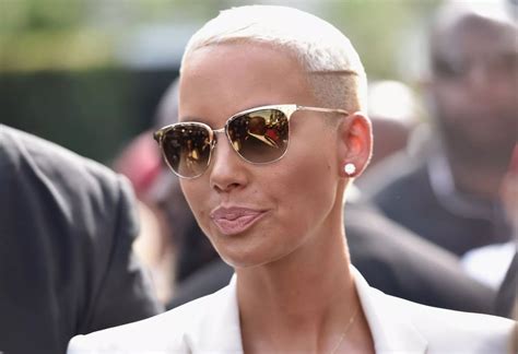 Amber Rose Kisses Blac Chyna Daily Record