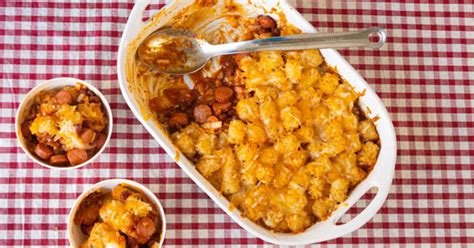 Brown ground beef until no longer pink. Chili Cheese Dog Tater Tot Casserole - 12 Tomatoes