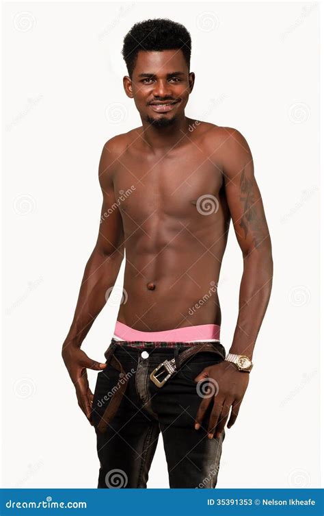 Desnudo Del Hombre Del Afro Imagen De Archivo Imagen De Individuo Vaqueros
