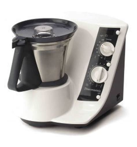 Quizás uno de los robots de cocina más famosos sea thermomix, pero si estás aquí es porque sabes que 1.259 € no es el precio que estás dispuesto a pagar. Un robot en la cocina | Noticias