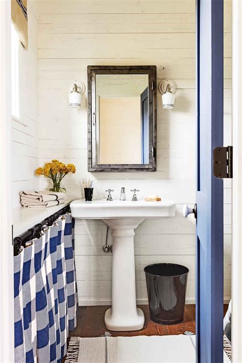 30 Small Country Bathroom Ideas