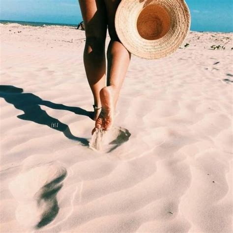 Pin De Jeeanine Em Beach Girl Em 2020 Fotografia De Poses Na Praia