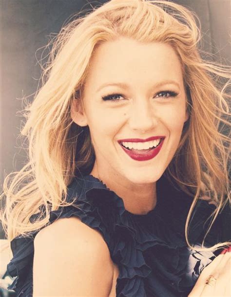 Blake Lively Love The Red Lip And Her Hair Beauty Hair Beauty