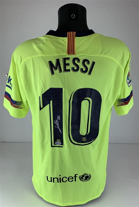 Lot Detail Lionel Messi Signed Fc Barcelona Jersey Beckettbas
