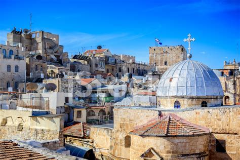 Selecione entre imagens premium de jerusalem church da mais elevada qualidade. Christian Quarter, Old Town, Jerusalem Stock Photos ...