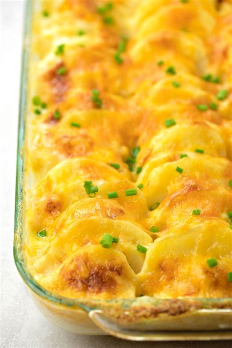 Au Gratin Potatoes Recipe Recipes Potatoes Au Gratin Cheesy Au Gratin