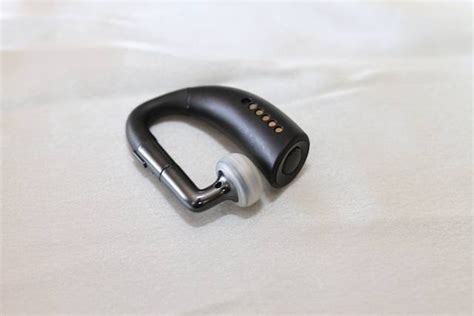 Motorola Elite Sliver Bluetooth Headset Stealth Headset With A Giant