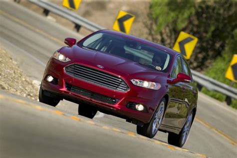 Carblog888 2013 Ford Fusion 20 Titanium Segment Level Rises