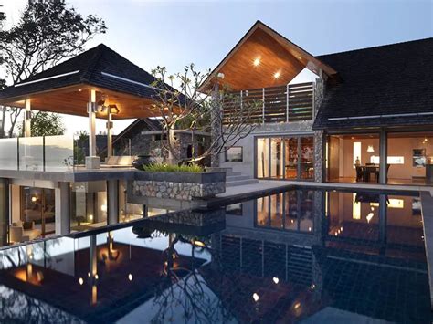 A Private Villa Is A Mix Of Modern And Traditional Thai Design The