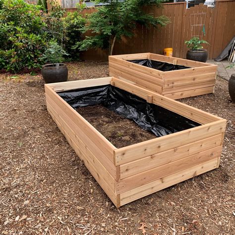 Cedar Raised Garden Beds - Hedgehog Home Services, LLC