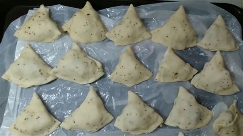 Chicken And Aloo Samosa Recipe In Urdu By Emmy Lifestyle Youtube