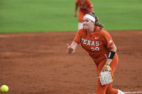 Texas Longhorns Softball Gets 2nd Straight Shutout In Texas State Win