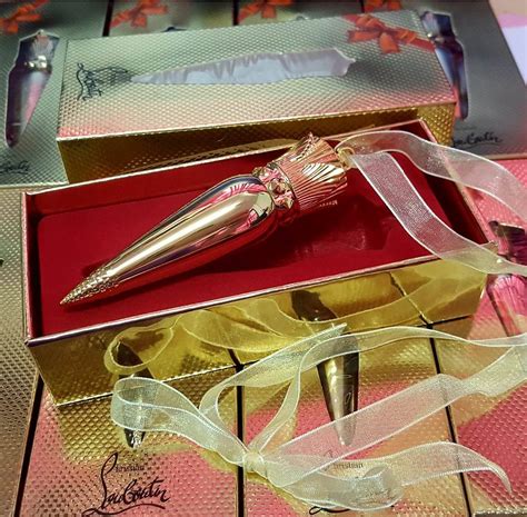 Purple box has been in business since 2005. CHRISTIAN LOUBOUTIN LIPSTICK - Purple Cosmetic Wholesale ...