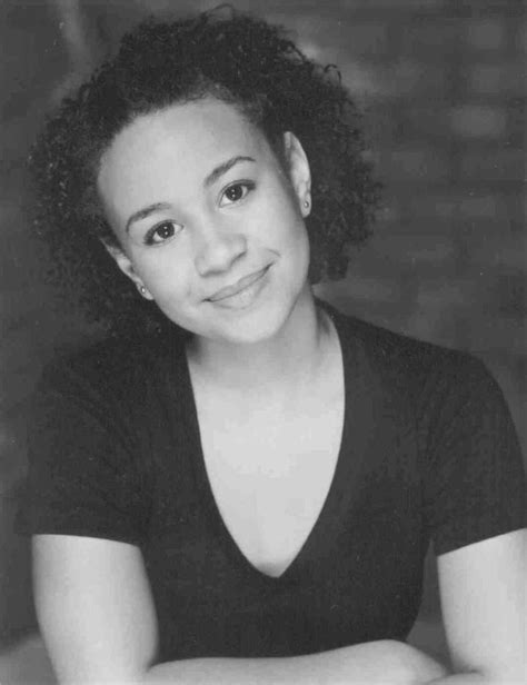 Egyptian singer ‎shadia in japan while shooting the egyptian/japanese movie on the banks of the nile 1961. Gallery New Actress: Shadia Simmons Picture