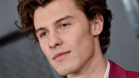 Born august 8, 1998) is a canadian singer and songwriter. Shawn Mendes Debuts Tattoo of Sister's Name | Teen Vogue