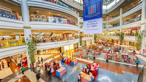 Showcasing Important Information at Your Shopping Mall - Business 401K