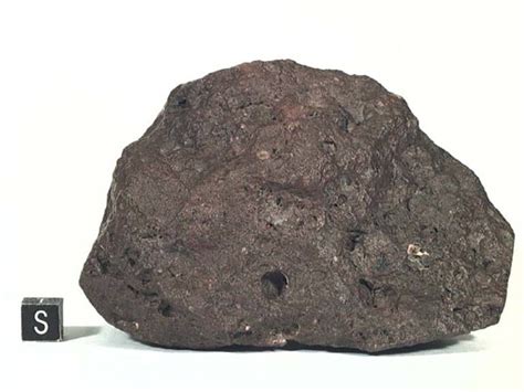 Lunar Meteorite Dhofar 025 Clan Some Meteorite Information