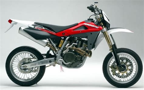 The husqvarna sm 510r model is a super motard bike manufactured by husqvarna. Husqvarna SM 510 R (2007-08) - Motard Husqvarna SM 510 R ...