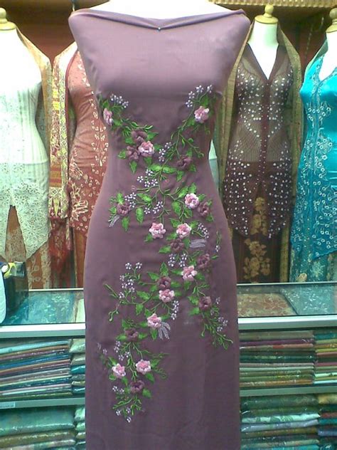 Salam sehat dan jika berkenan mampir chanelku ya. Sulaman Craft - Kain Sulam Bukit Tinggi Murah: Baju Kurung ...