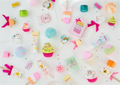 Pin by Feeling Smitten Bath Bakery on Feeling Smitten- Wholesale | Cupcake bath bombs, Feeling 